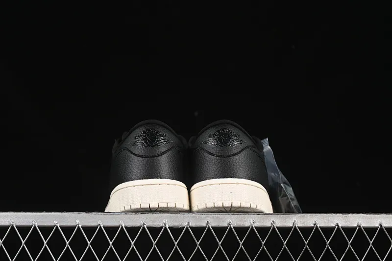 All categories Air Jordan Jordan series basketball shoes Air Jordan 1 Low Air Jordan 1 Low "Black Sail" AJ1 Joe 1 solid color low-top retro culture basketball shoes 848775-005